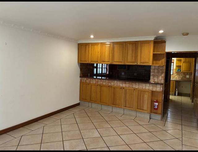 3 BEDROOM HOUSE FOR SALE IN GROENKLOOF
